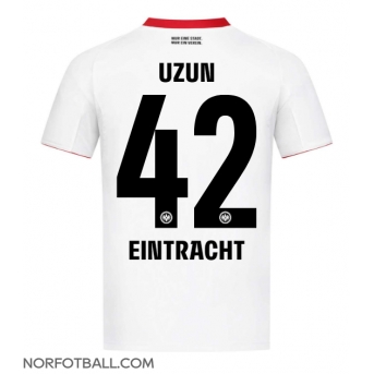 Billige Fotballdrakt Eintracht Frankfurt Can Uzun #42 Replika Bortedrakt 2025-26 Kortermet